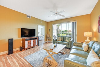 3973 Bishopwood Ct E in Naples, FL - Building Photo - Building Photo