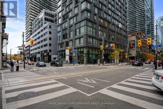 101-101 Peter St in Toronto, ON - Building Photo - Building Photo