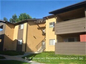 530 Calle Montecito in Oceanside, CA - Building Photo