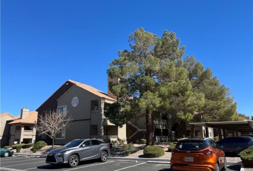 5012 S Rainbow Blvd in Las Vegas, NV - Building Photo