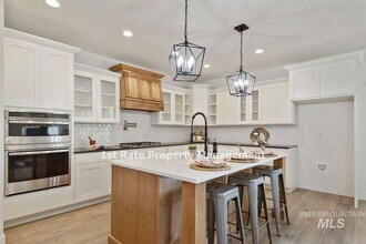 3280 S Ruffian Ln in Meridian, ID - Building Photo - Building Photo