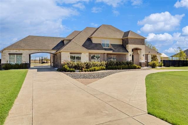 1399 E Highland Rd in Waxahachie, TX - Building Photo - Building Photo