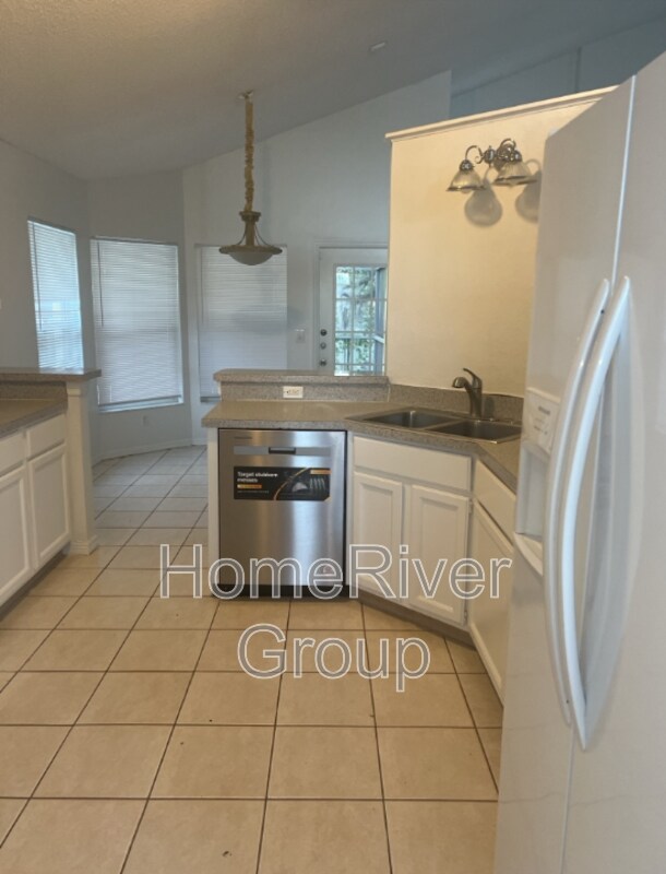 2932 Pembridge St in Kissimmee, FL - Building Photo - Building Photo