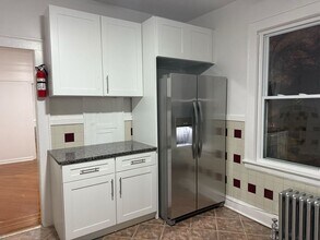 108-110-110 Grand Ave in Newark, NJ - Building Photo - Building Photo