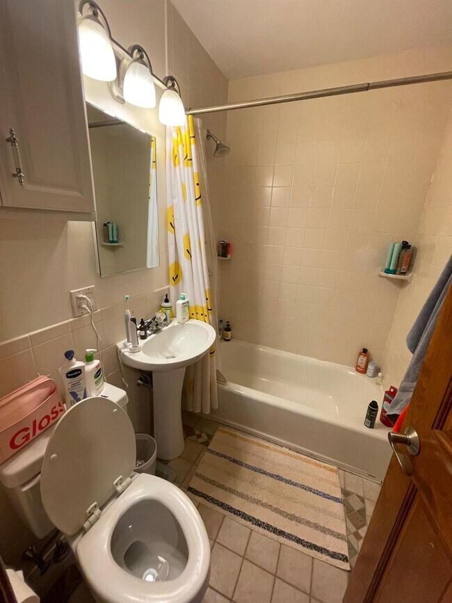 216 Prospect St, Unit 3 in Cambridge, MA - Building Photo - Building Photo