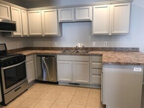 2202 W Jonquil Ln in Ozark, MO - Building Photo - Building Photo