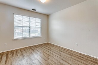 1355 Lariat Rdg Trl in Houston, TX - Building Photo - Building Photo