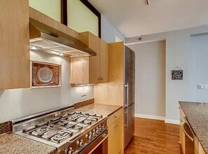 6 N Michigan Ave in Chicago, IL - Building Photo - Building Photo