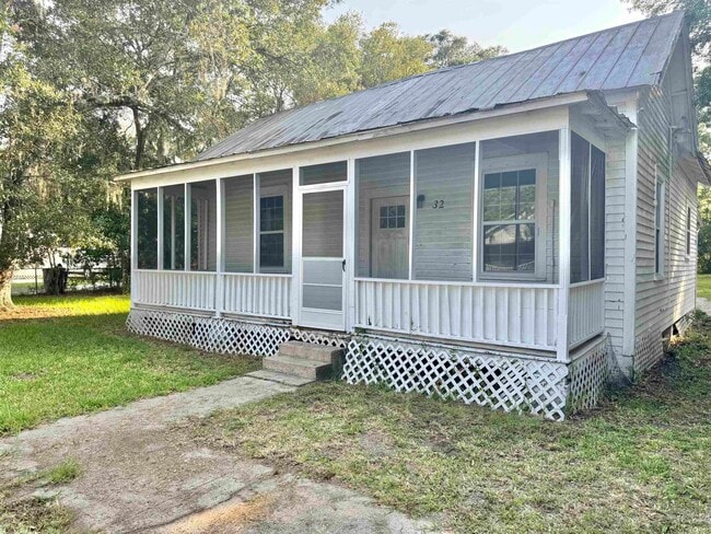 property at 32 Palmer St