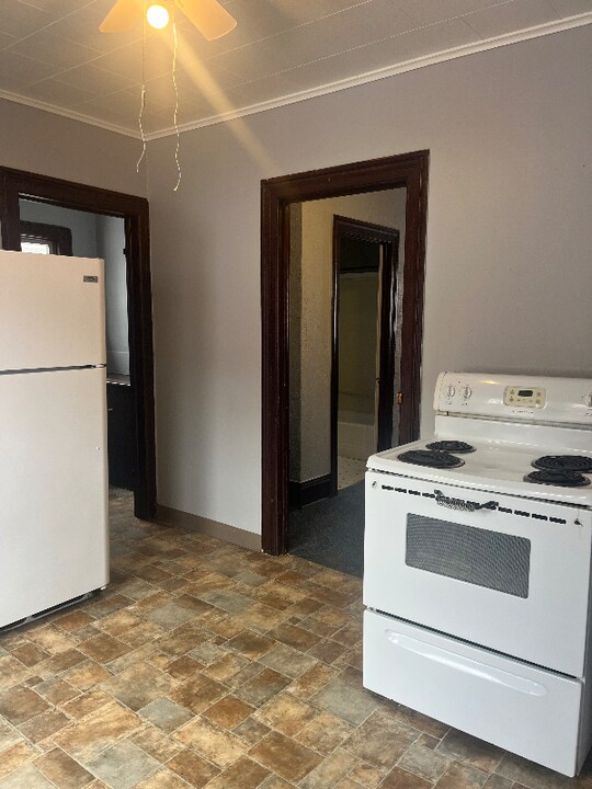 99 Bowen St in Jamestown, NY - Building Photo