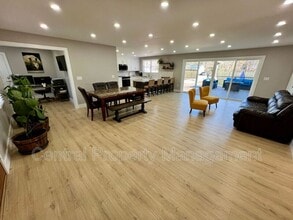 204 State Rd S-23-293 in Fountain Inn, SC - Building Photo - Building Photo