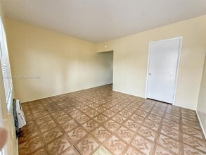 1630 SW 4th St, Unit 2 in Miami, FL - Building Photo - Building Photo