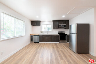 4005 Sequoia St in Los Angeles, CA - Building Photo - Building Photo