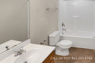 4015 Broken Arrow Dr in Ladson, SC - Building Photo - Building Photo
