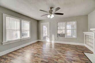 406 SW 23rd St in Oklahoma City, OK - Building Photo - Building Photo