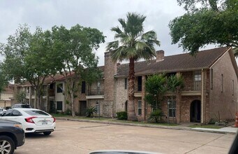 3310 Continental Dr in Missouri City, TX - Building Photo - Building Photo