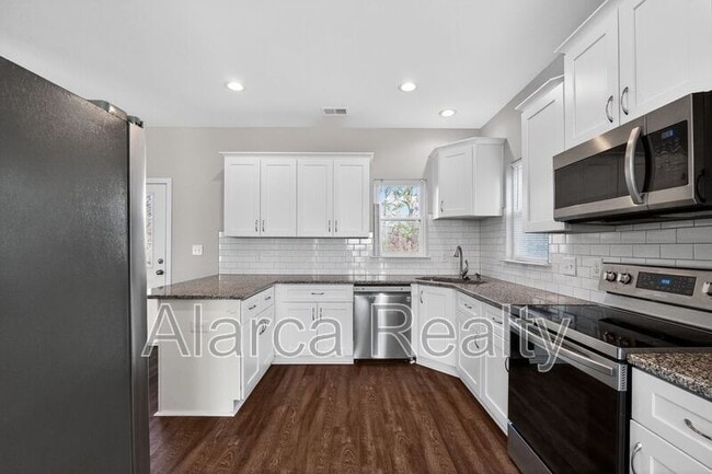 425 Centerfield Dr in Charlotte, NC - Building Photo - Building Photo