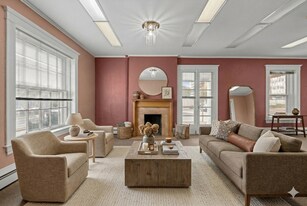 851 N Clarkson St in Denver, CO - Building Photo