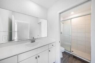 186 SE 5th Ct in Deerfield Beach, FL - Building Photo - Building Photo