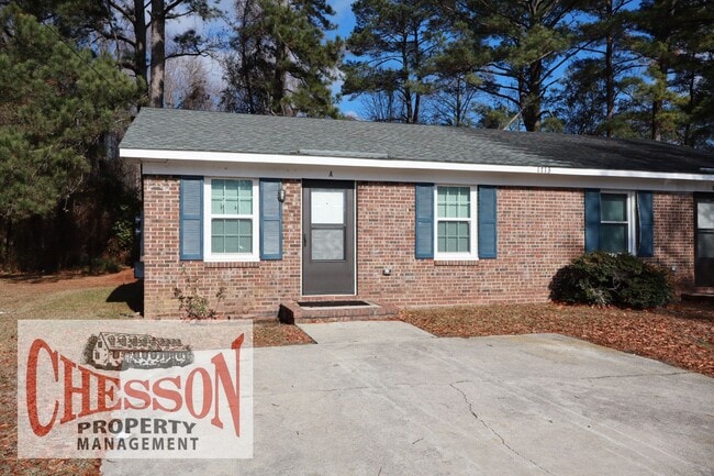 property at 1713 Snowden Dr SE
