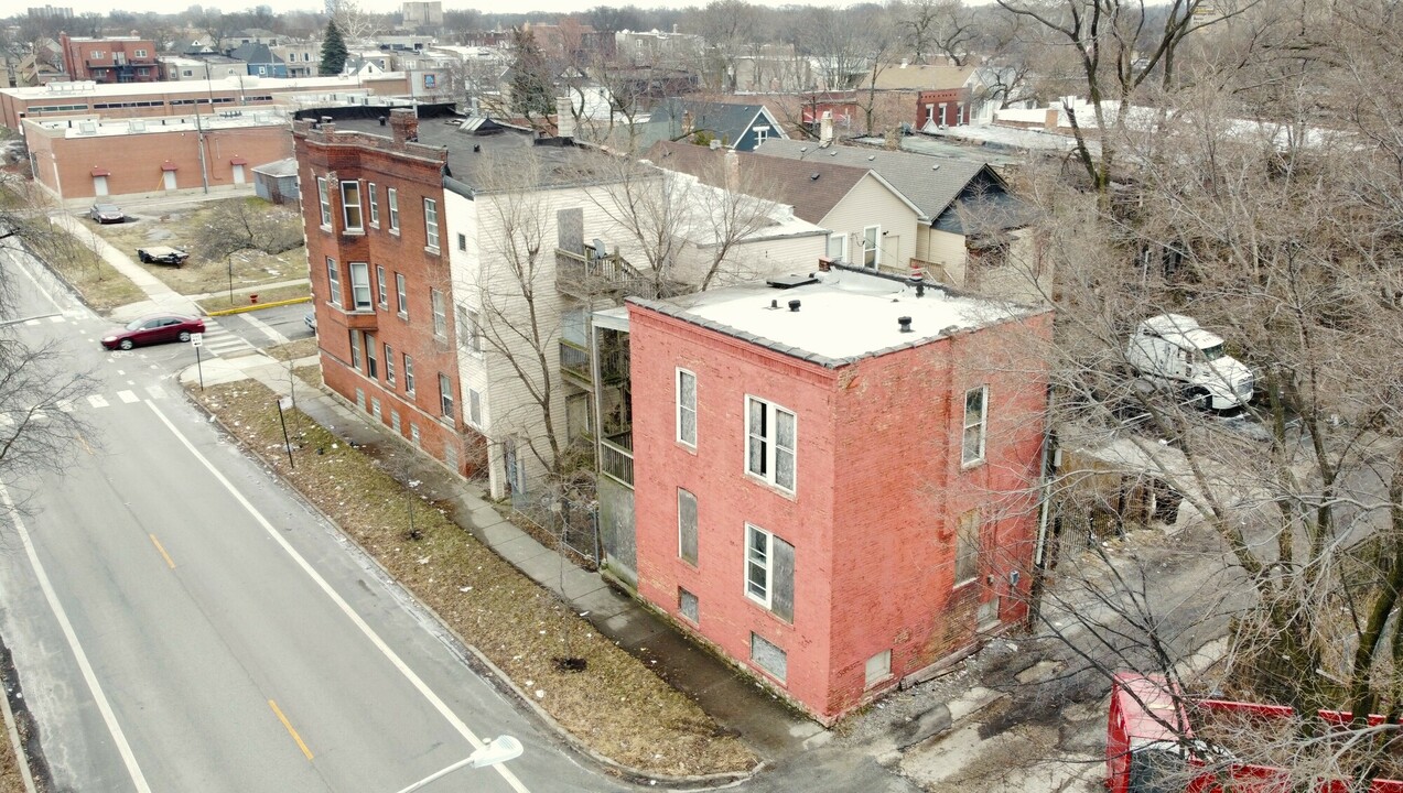 6600 S Evans Ave in Chicago, IL - Building Photo