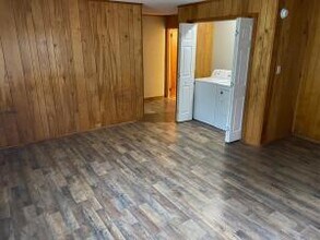 133 S Lakeshore Dr-Unit -1 in Whispering Pines, NC - Building Photo - Building Photo