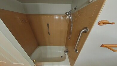50072 S Benny Ct in Chesterfield, MI - Building Photo - Building Photo