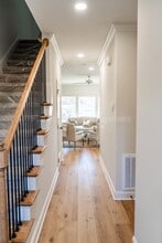 6614 Johnbo Way in Knoxville, TN - Building Photo - Building Photo