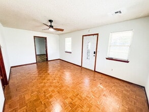 817 W Walnut St in Drumright, OK - Building Photo - Building Photo