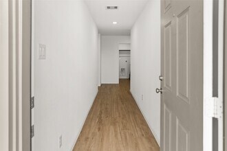 4627 Sterling Pr Trl in Baytown, TX - Building Photo - Building Photo