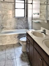624 W Roscoe St, Unit 624-2C in Chicago, IL - Building Photo - Building Photo