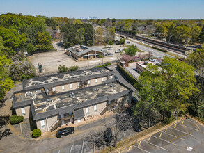 Ivy Chase Apartments in Atlanta, GA - Building Photo - Building Photo