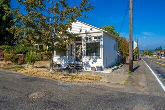 5101 N 45th St in Tacoma, WA - Building Photo - Building Photo