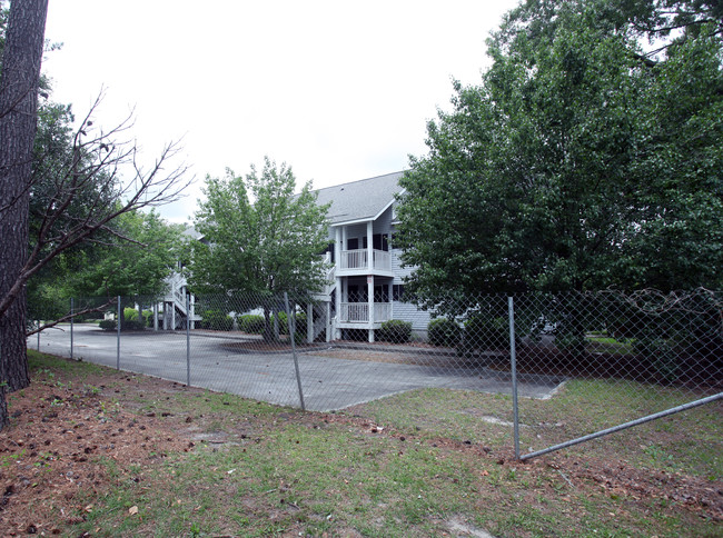 Eastbrooke Apartments in Wilmington, NC - Building Photo - Building Photo