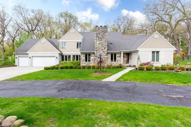 property at 30705 Woodside Dr