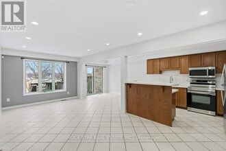 619 Southridge Dr in Hamilton, ON - Building Photo - Building Photo