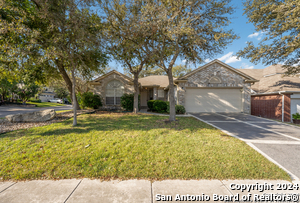 15703 Knollrun in San Antonio, TX - Building Photo