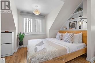 160-160 Metcalfe St in Ottawa, ON - Building Photo - Building Photo