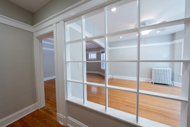 1460 W Foster Ave in Chicago, IL - Building Photo - Building Photo