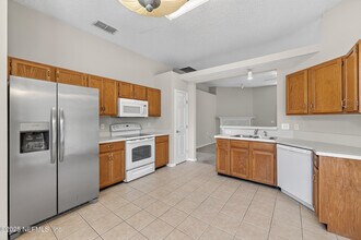 12799 Glade Springs Dr S in Jacksonville, FL - Building Photo - Building Photo