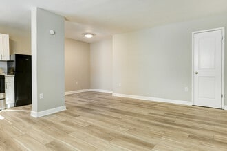 3916 Chamberlayne Ave in Richmond, VA - Foto de edificio - Building Photo