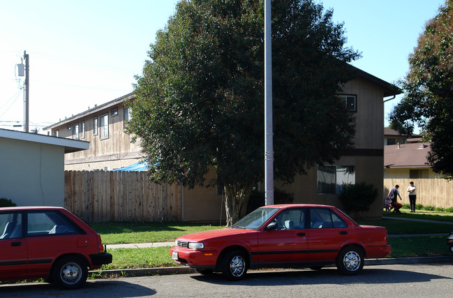 221 N K St in Lompoc, CA - Building Photo - Building Photo