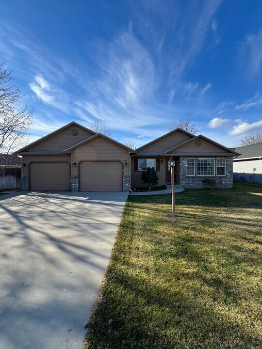 3009 N Big Rock Pl in Meridian, ID - Building Photo