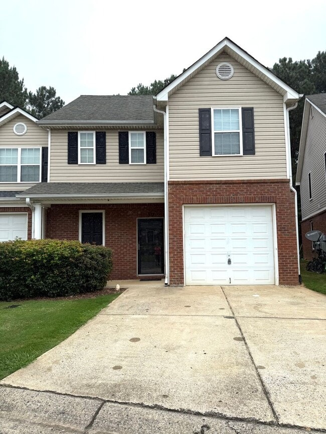 property at 50 Eagle Glen Dr NE