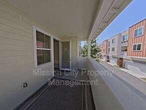 502 Asilomar Wy in Goleta, CA - Building Photo - Building Photo