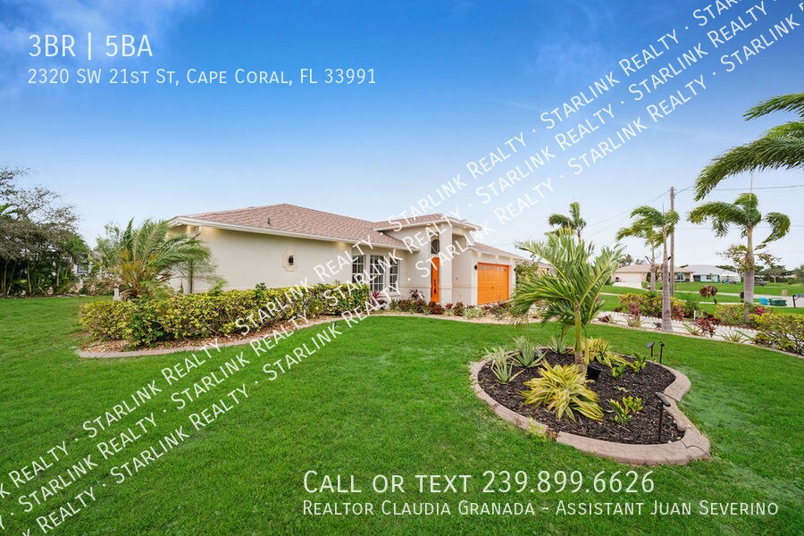 2320 SW 21st St in Cape Coral, FL - Building Photo