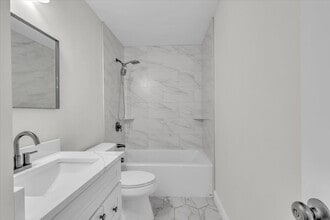 16-18 Peckham Ave in Brockton, MA - Building Photo - Building Photo