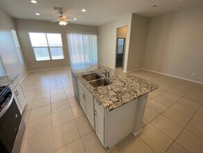 15627 W Smoketree Dr in Surprise, AZ - Building Photo - Building Photo