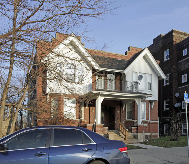 63 E Palmer St in Detroit, MI - Foto de edificio - Building Photo