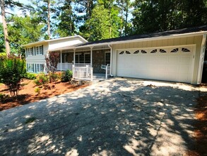 4297 Blackland Way in Marietta, GA - Foto de edificio - Building Photo